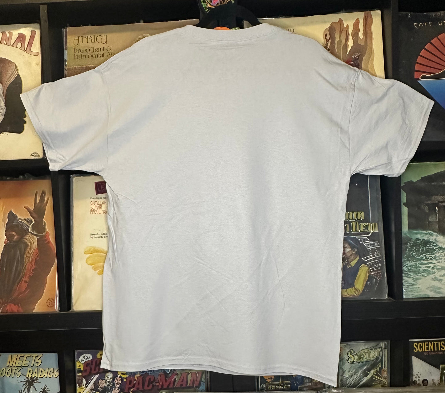 Teonanácatl Mandala - Mist Gray T-Shirt